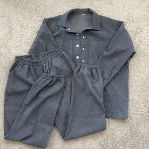 Set pants with shirt